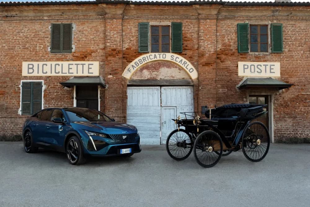 La prima auto in Italia 130 fa: era la Peugeot Type 3