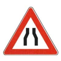 Segnali di pericolo: strettoia simmetrica e asimettrica